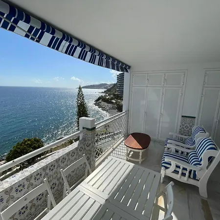 Delfin Views
